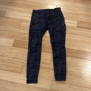 Mavi Jeans - style gray camo skinny jeans | size: 29